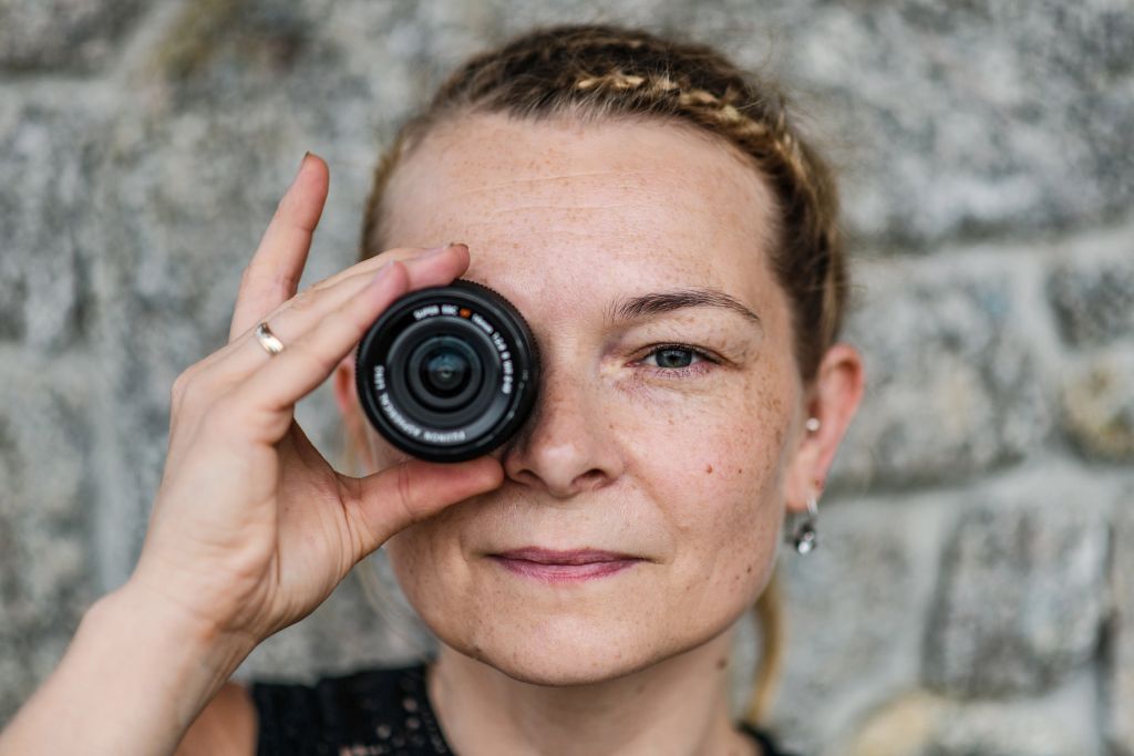 Bolesławiecki ruch fotograficzny - członkowie S.F. CAMERA - Iwona Champlewska i Joanna Bruździńska